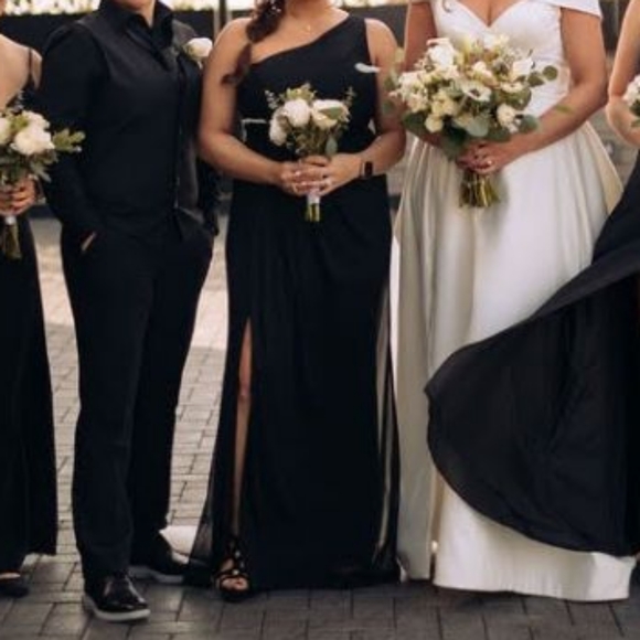 David's Bridal Bridesmaids Dress - Picture 4 of 4